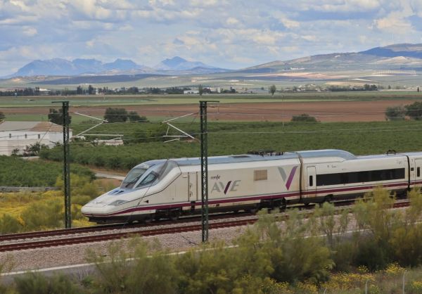 es-renfe-ave-s112-cartama-280424-mattiheino-full.jpg