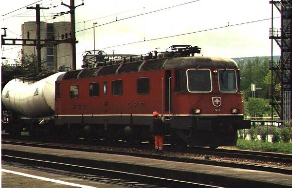 re66-3.jpg