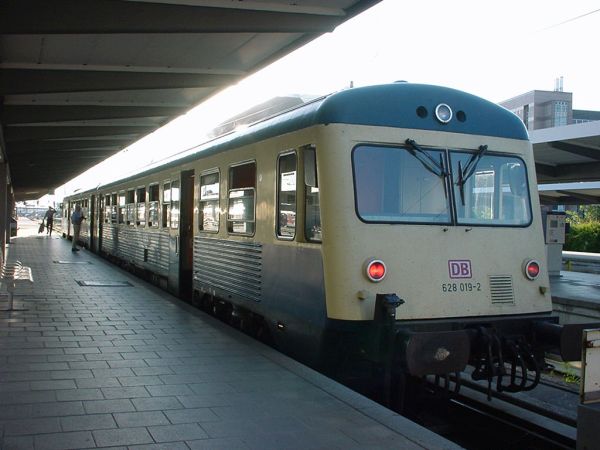 de-db-br628_0-muenchen_hbf-140602-full.jpg