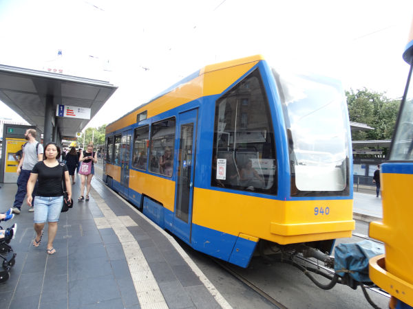 de-lv-tatra_trailer-hauptbahnhof-160718-full.jpg