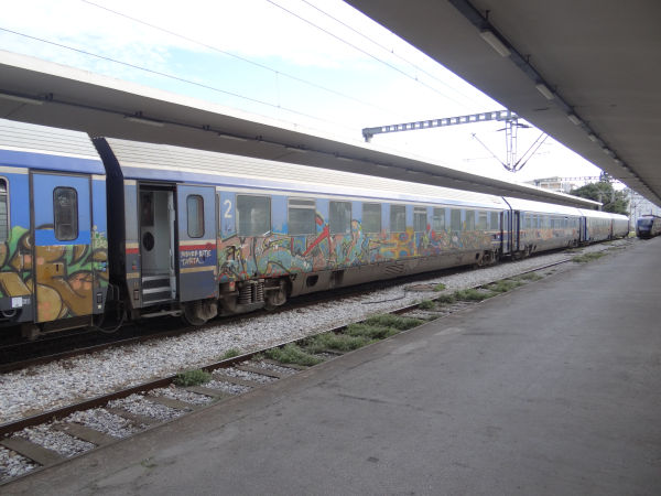 gr-ose-coaches-thessaloniki-291115-pic2-full.jpg