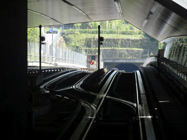 ch-lausannemetro-switches-040516-full.jpg