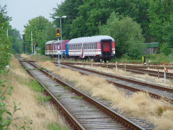 de-nvag-coaches-niebuell-050704-full.jpg