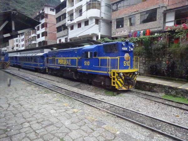 pe-perurail-510-cusco-oct2018-adriangrey-full.jpg